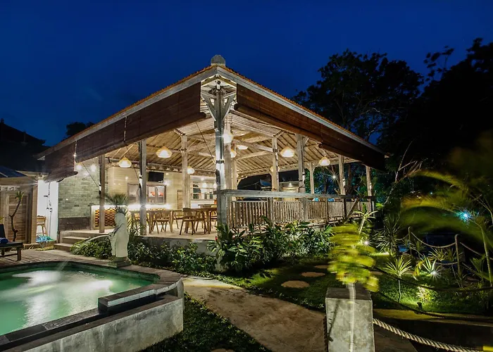 فندق The Old Island Huts 3*